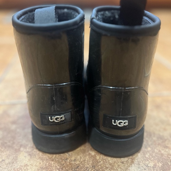 Black Clear UGG boots - Picture 2 of 5